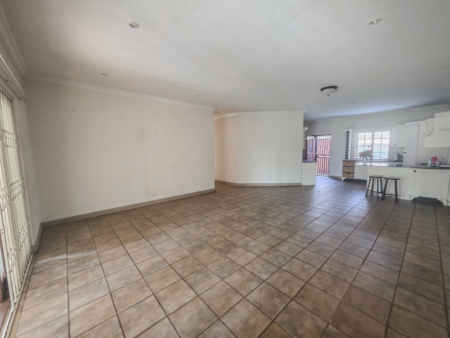 To Let 3 Bedroom Property for Rent in Meerhof North West